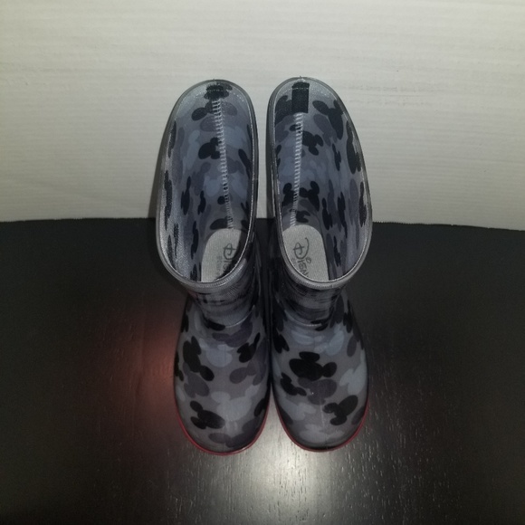 BabiesRUs Other - Toddler Rain Boots